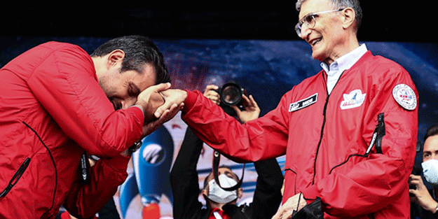 Selçuk Bayraktar paylaştı! Aziz Sancar'ın Kızılelma mesajı herkesi duygulandırdı