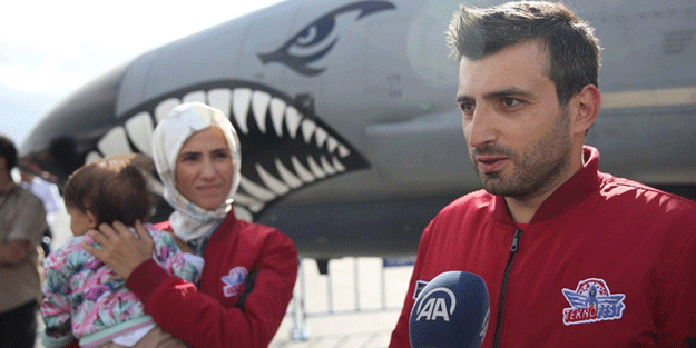 Selçuk Bayraktar'dan gece yarısı heyecanlandıran paylaşım: Babasının izinde, büyüyecek