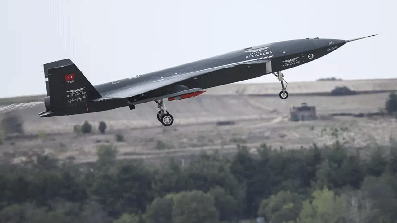 Bayraktar'dan heyecanlandıran KIZILELMA paylaşımı