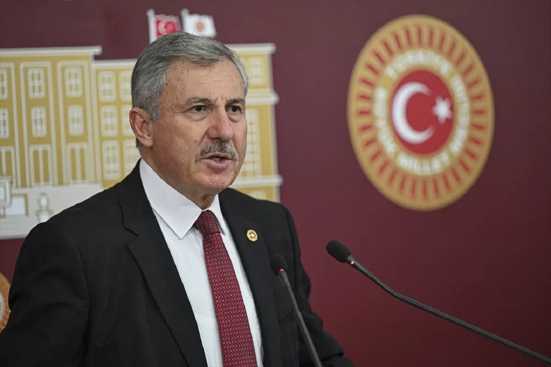 Selçuk Özdağ, TUSAŞ'a yönelik terör saldırısını kınadı