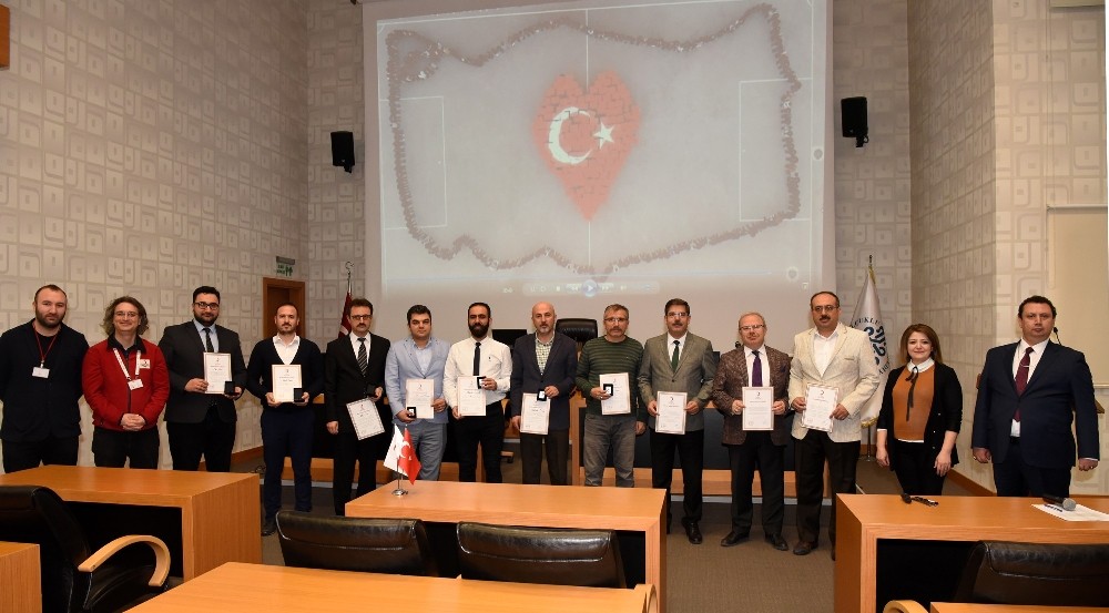 Selçuklu Belediyesi çalışanlarına Kızılay’dan bronz madalya 