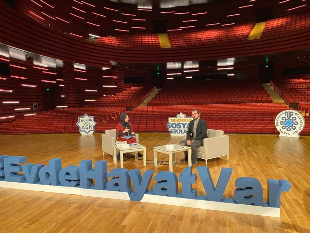 Selçuklu Belediyesi sosyal ekranla hayatı eve sığdırıyor 