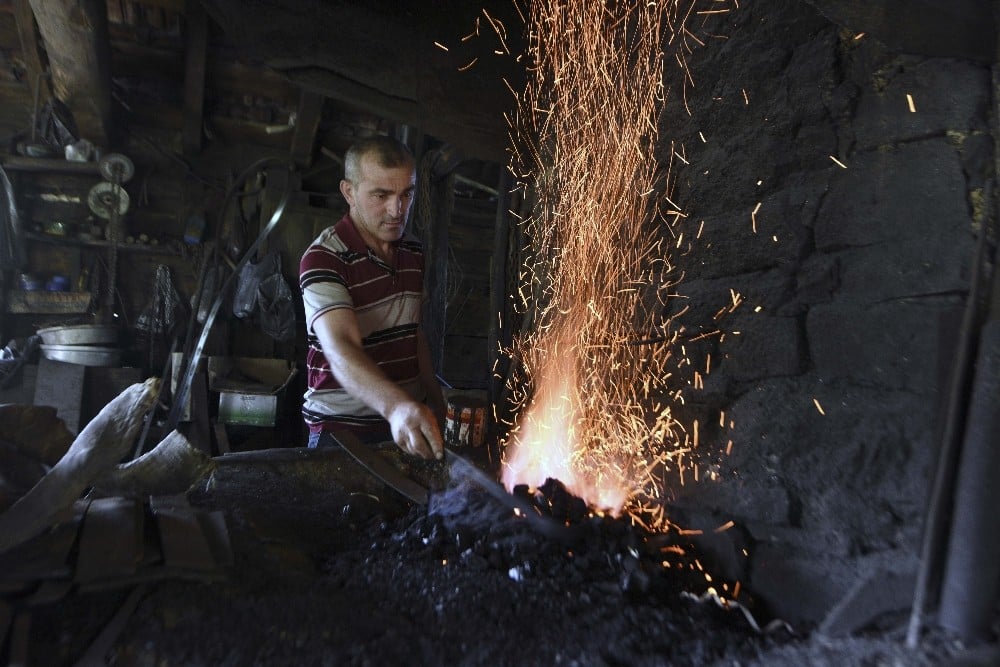 Selçuklu döneminden beri silah üreten ocaklarda ateş 800 yıldır sönmüyor 