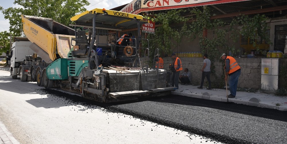 Selçuklu’da asfalt çalışmaları 