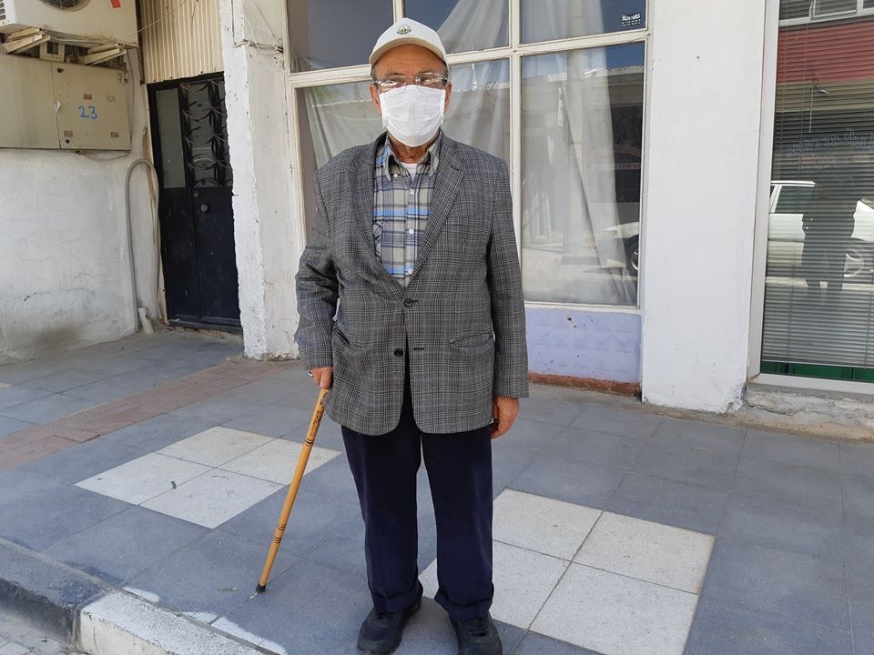 Selendi’de 65 yaş ve üzeri vatandaşlar haftalar sonra sokağa çıktı 