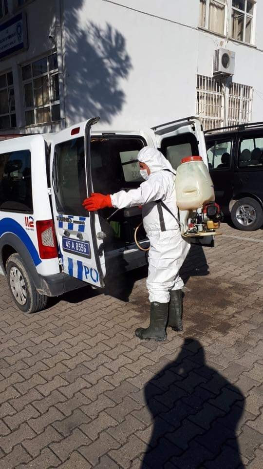 Selendi’de dezenfekte çalışmaları sürüyor 