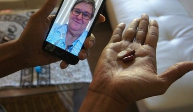 Selfie ile hastalıkları teşhis eden uygulama