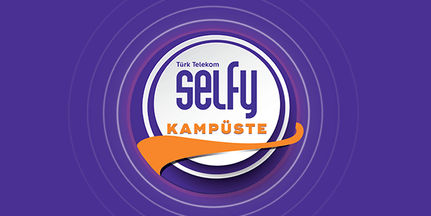 Selfy coşkusu kampüslerde