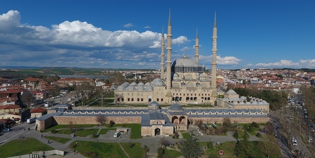 Selimiye Camii’ndeki rezalete soruşturma