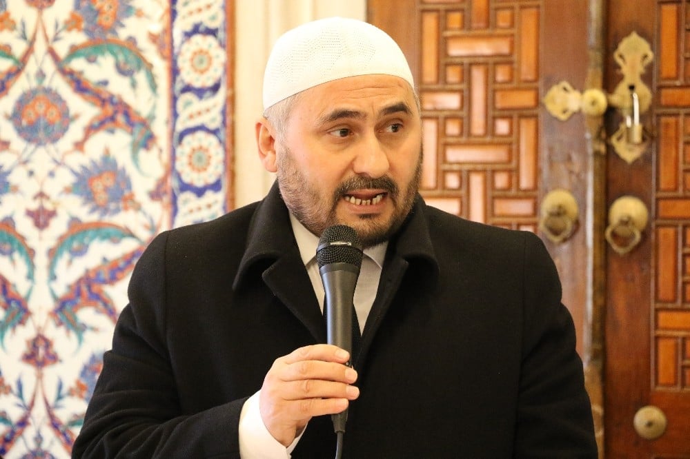 Selimiye’de birbirinden güzel sesli müezzinler ezanlarıyla mest etti 