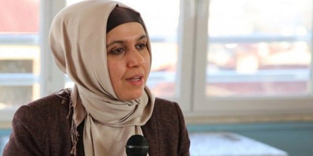 Sema Maraşlı yeniakit.com.tr’ye konuştu: Erdoğan’ın sözleri umut verici, feshedilmesini bekliyoruz