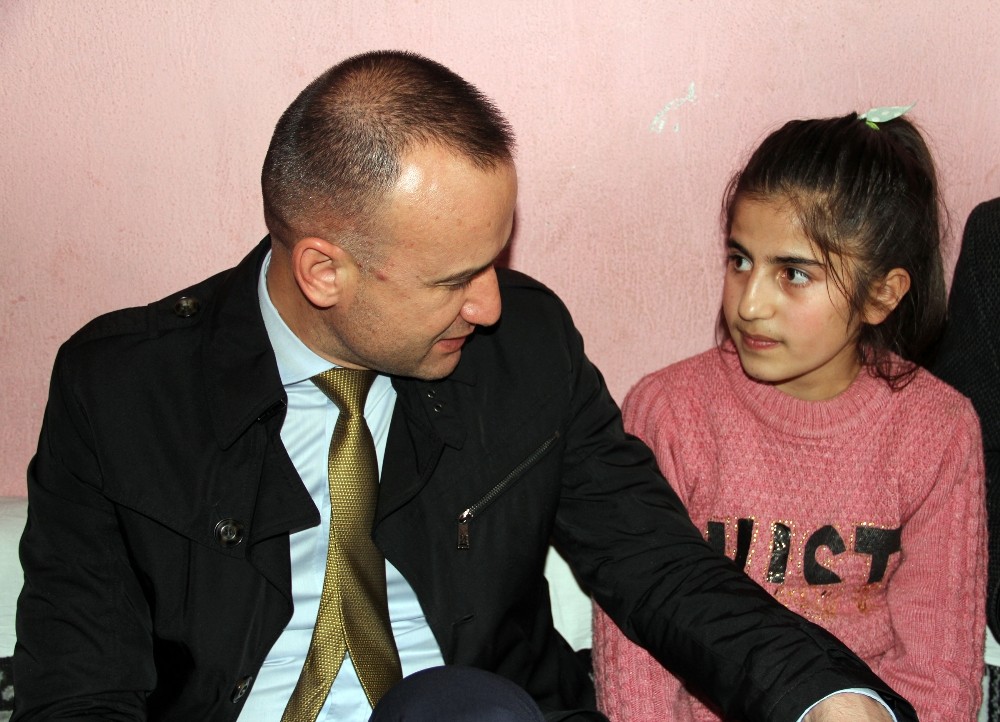 Semanur, hasret kaldığı okuluna kavuştu 