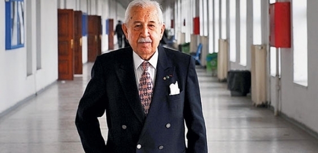 Birbirlerine sırayla ordinaryüslük unvanı veriyorlarmış