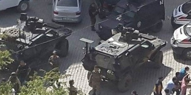 Şemdinli'de çatışma! yaralı askerler var