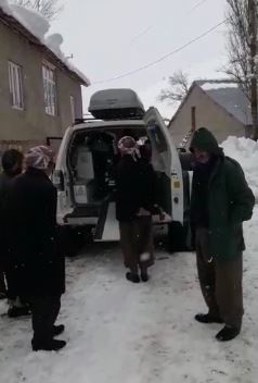 Şemdinli’de hasta kurtarma operasyonu 