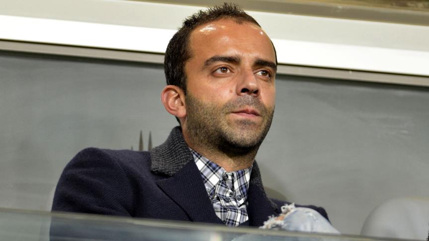 Semih futbolu bıraktı