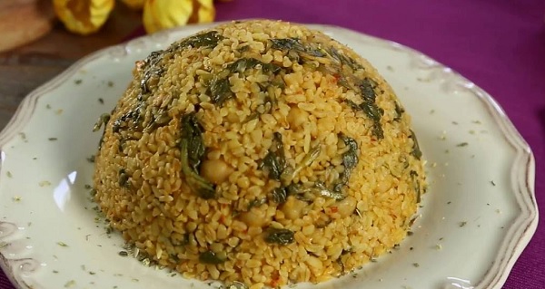 Semizotlu bulgur pilavı tarifi | Semizotlu bulgur nasıl yapılır?