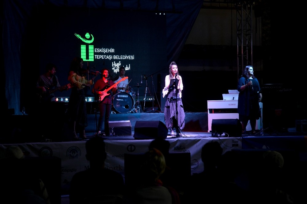Sempozyumda konserler sürüyor 