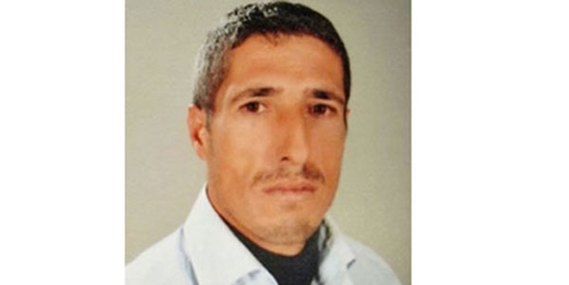 Şemsiye ile arkadaşını öldürdü