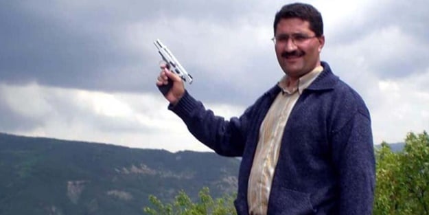 Sen de mi Müdür bey