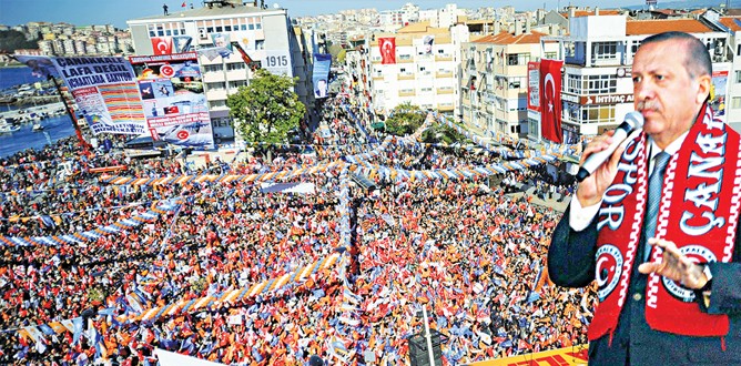 Sen hoca mısın istihbarat şefi mi?