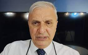 Sen ne pişkin bir adamsın be Can Ataklı! Şu yaptığı yüzsüzlüğe bakın