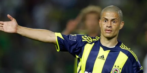 Sen ne yaptın Alex De Souza! Hiç yakışmadı...