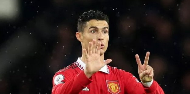 Sen ne yaptın Cristiano Ronaldo!