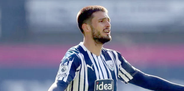 Sen ne yaptın Okay Yokuşlu! Milli yıldızdan haber var...