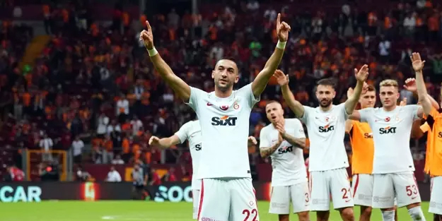Sen ne yaptın Ziyech! Attığı golü görenler 'Yok artık' diyor! Pes yani...Çok konuşulacak müthiş çıkış, ters köşe