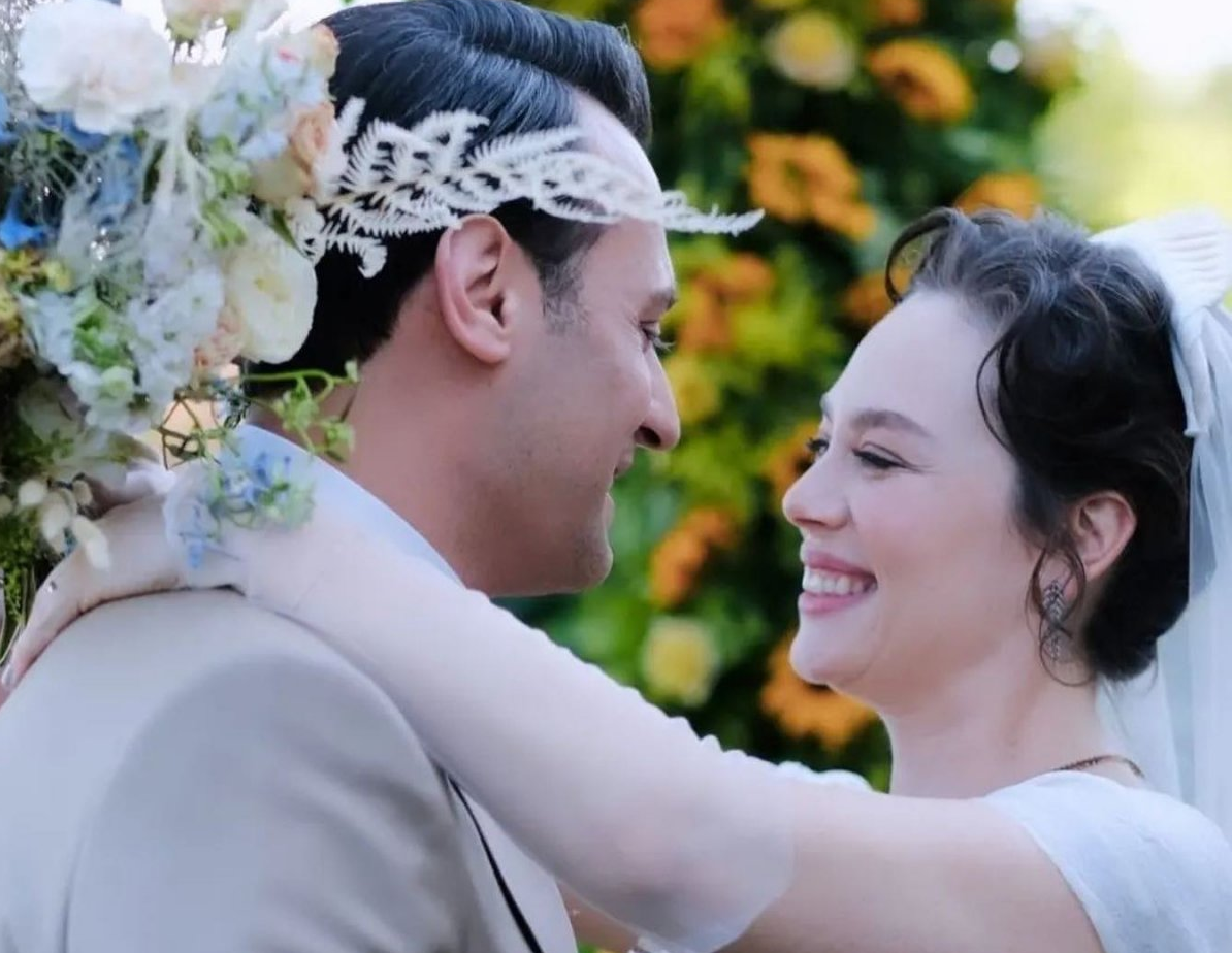 Senden de bu beklenir Demet Evgar! Herkes tepki gösterdi