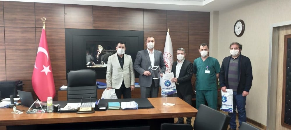 Sendikadan sağlık çalışanlarına destek 