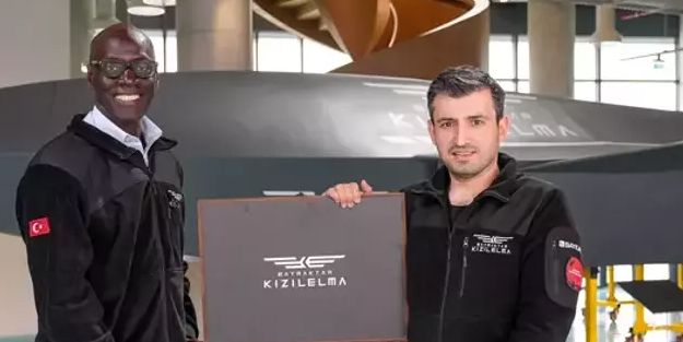 Senegal Hava Kuvvetleri Komutanı'ndan yoğun ilgi, Baykar'a ziyaret! Bayraktar'dan ilişkin paylaşım