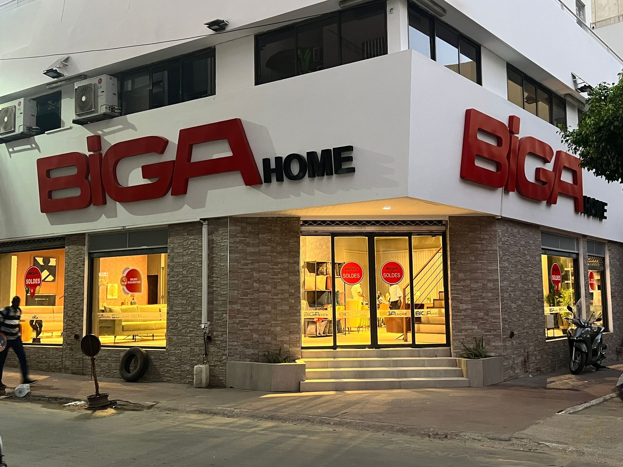 Senegal'de 20 Satış Noktasına Ulaşan BİGA Home, Tüm Afrika Kıtasına Açılmaya Hazırlanıyor