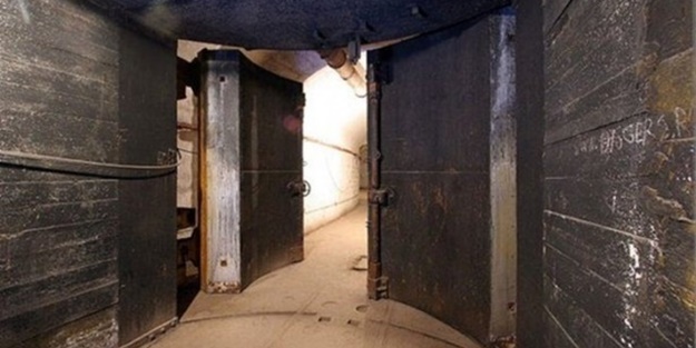 Seneler sonra kapılarını açtı