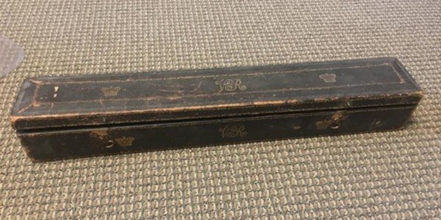 Senelerdir saklanan kutuyu açtı!