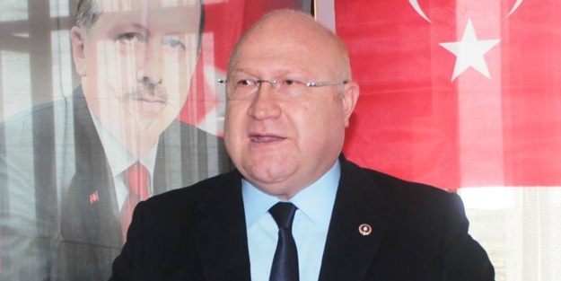 Şener: Karanlık kişilikli aydınlara sesleniyorum