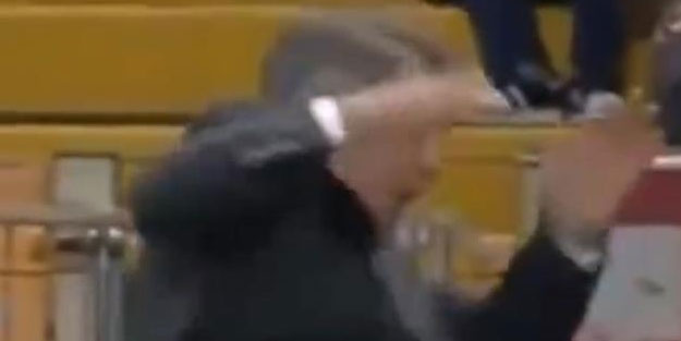 Şenol Güneş kart isterken neye uğradığını şaşırdı