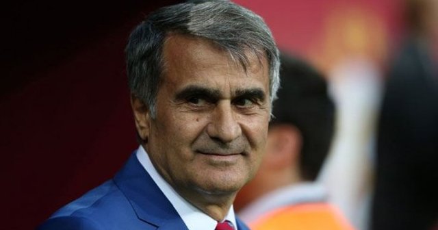 Şenol Güneş, yılın Teknik Direktörü seçildi