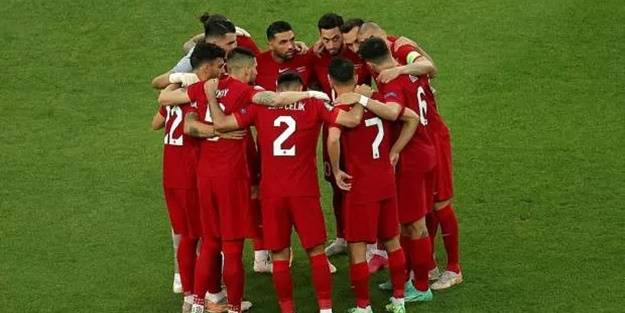 Şenol Güneş'ten 2 değişiklik!