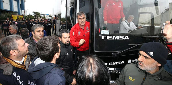 Şenol Güneş'ten o taraftara ibretlik ceza!