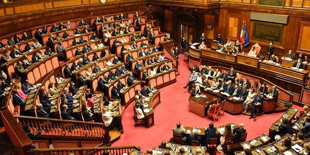 Şer İttifakı'nın hayalindeki ülke: İtalya'da 9. kez erken seçim yapılacak