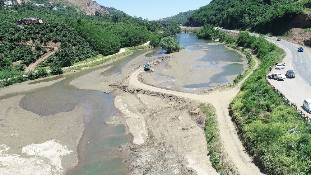 Sera Gölü’nü çamur ve balçıktan temizlemek için çalışmalara başlandı 