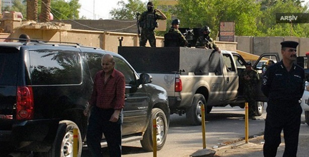 Serbest bırakılan 2 Türk işçi ülkeye dönüyor