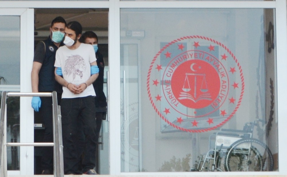 Serbest bırakılan Taylan Kulaçoğlu yeniden gözaltına alınarak tutuklandı 