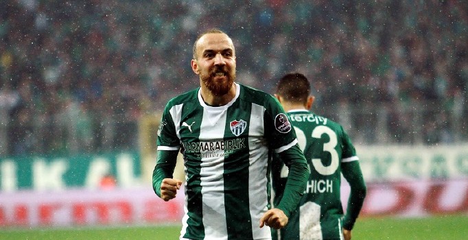 Sercan yeniden Bursaspor'da