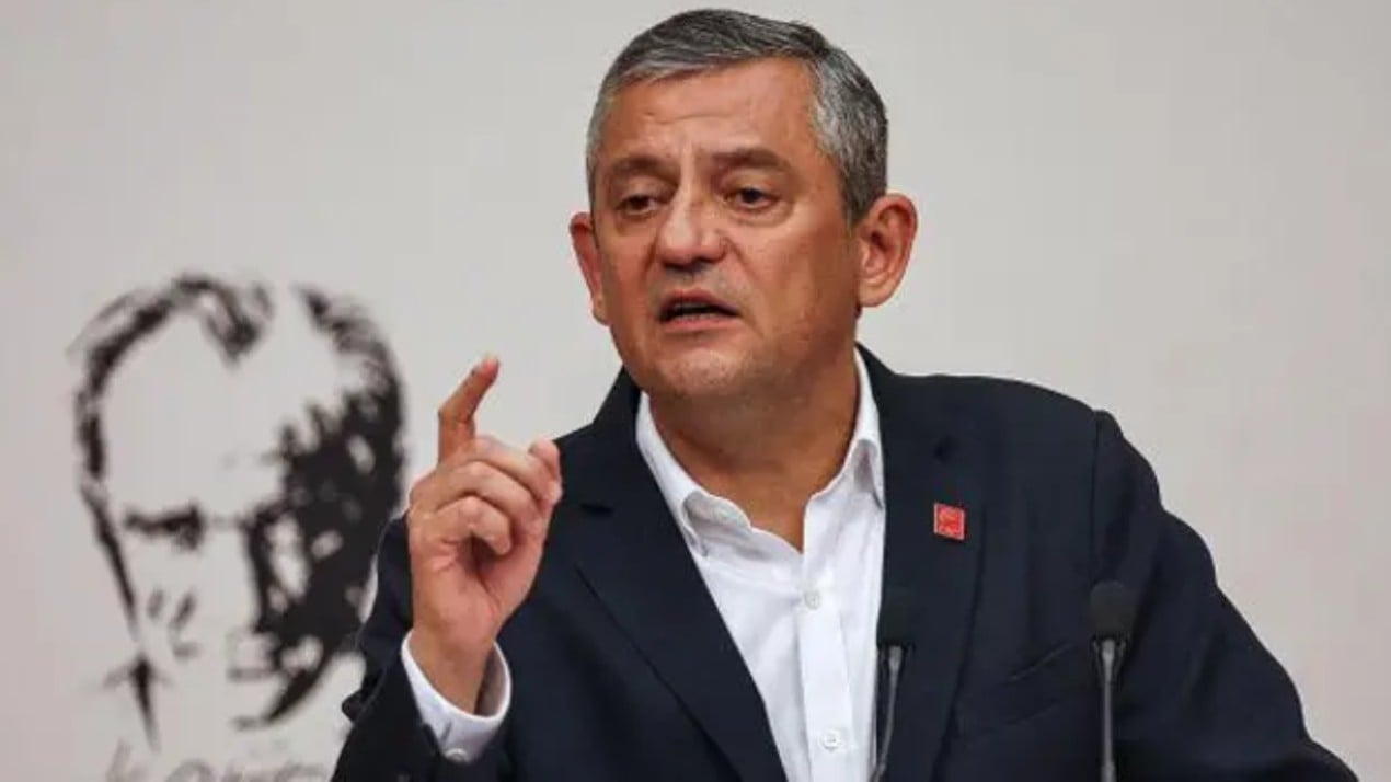Serdar Akinan'dan bomba iddia! ‘Özgür Özel cephesi toplu istifa ederek o partiye geçecekler’