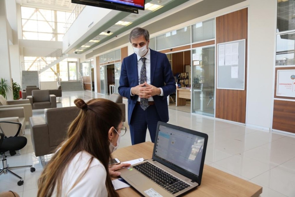 Serdivan Belediyesi 72 saatte 4 bin 499 kişiye ulaştılar 