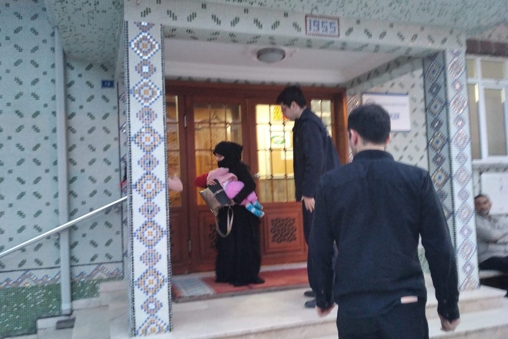 Serdivan’da dilencilere geçit yok 