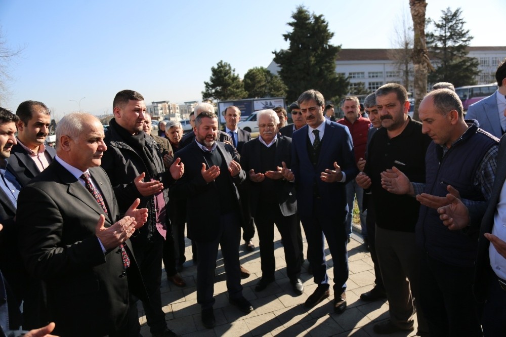 Serdivan’dan toplanan yardımlar dualarla Elazığ’a yola çıktı 